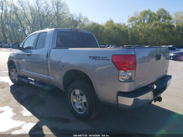 Toyota Tundra Sr5 5.7l V8