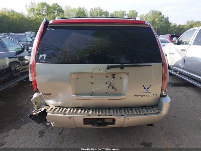 Cadillac Escalade Premium