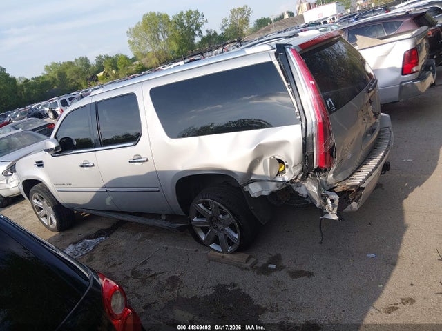 Cadillac Escalade Premium