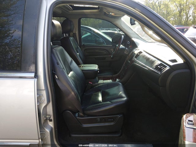 Cadillac Escalade Premium