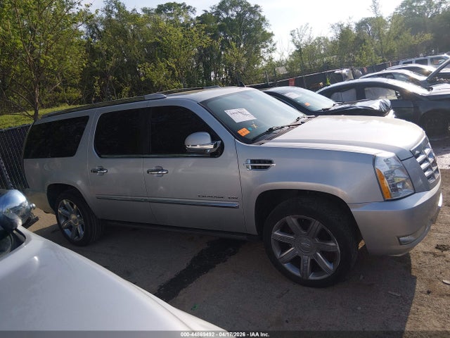 Cadillac Escalade Premium