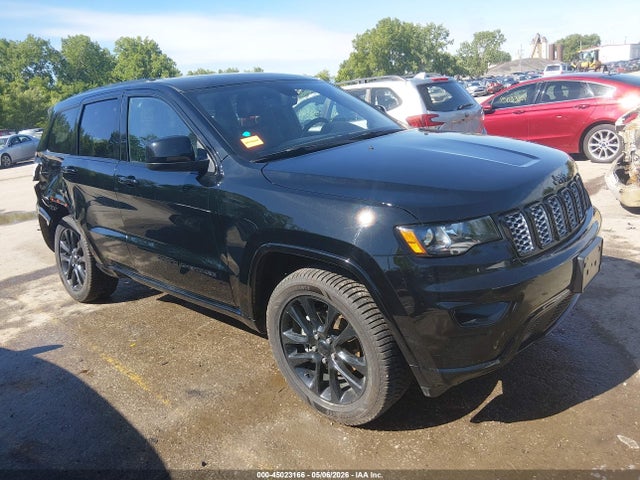 Salvage Jeep Grand Cherokee Image