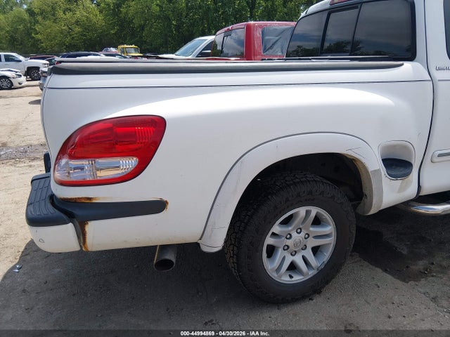 Toyota Tundra Limited V8