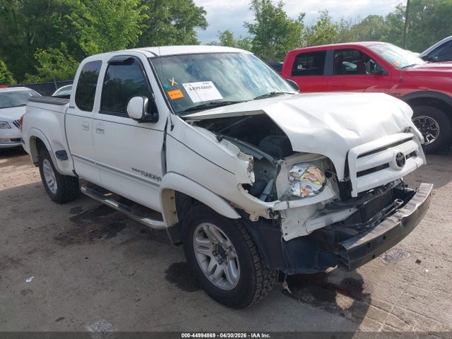 Salvage Toyota Tundra Image