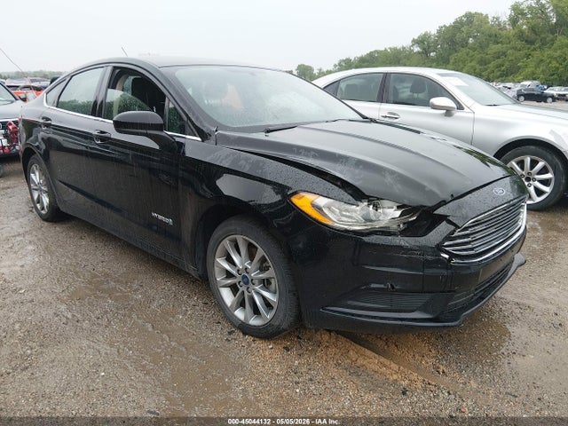 Salvage Ford Fusion Image