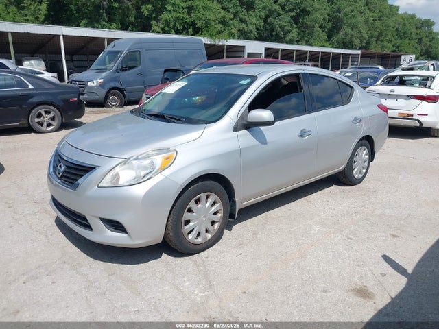 Nissan Versa 1.6 Sv