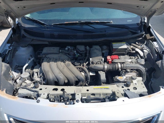 Nissan Versa 1.6 Sv