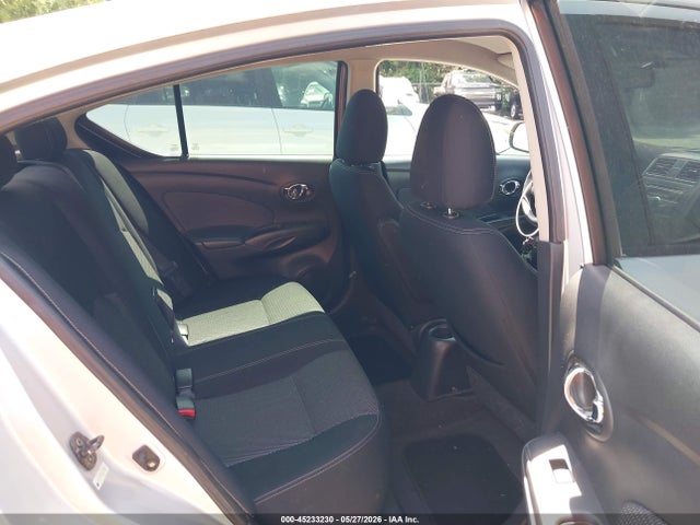 Nissan Versa 1.6 Sv