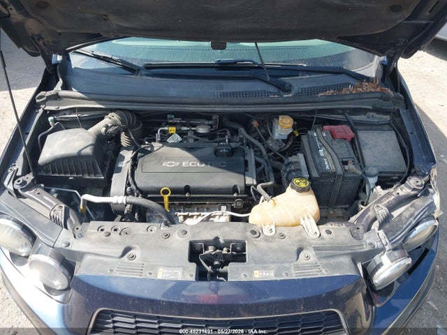 Chevrolet Sonic Lt Auto