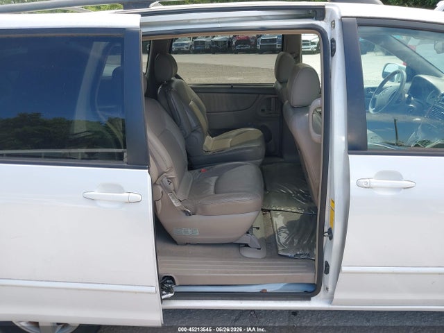 Toyota Sienna Xle