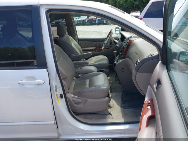 Toyota Sienna Xle