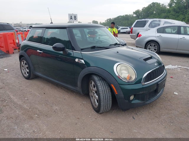 Salvage MINI Cooper S Image