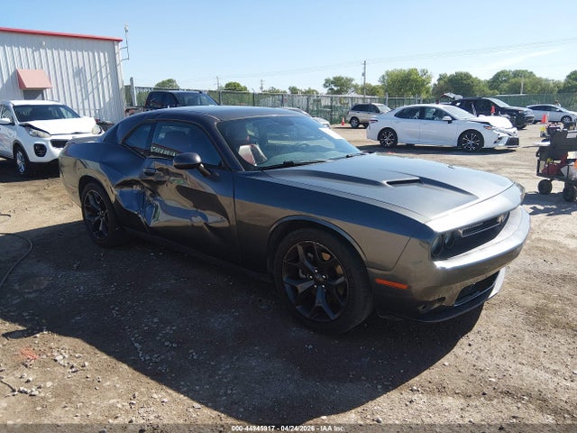 Salvage Dodge Challenger Image