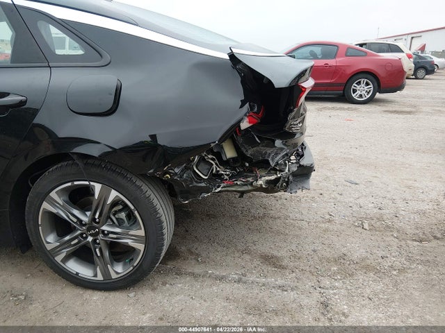 Kia K5 Ex