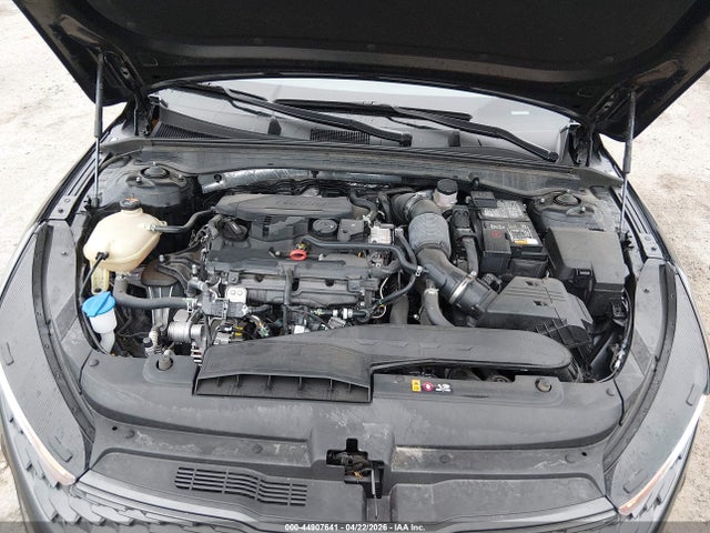 Kia K5 Ex
