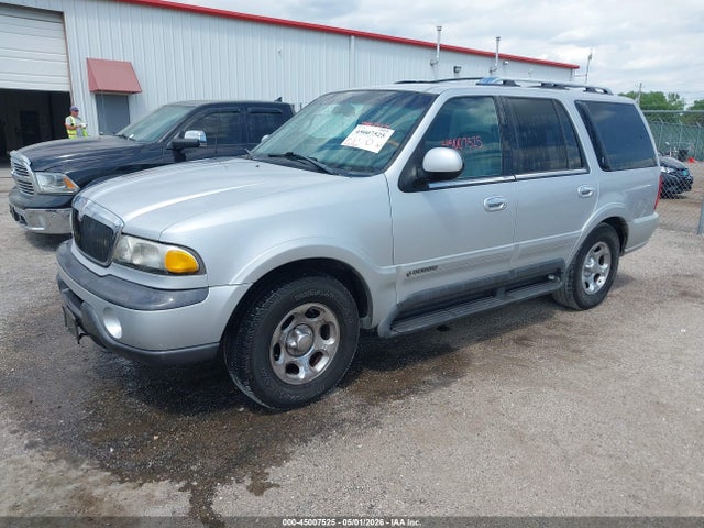 Lincoln Navigator