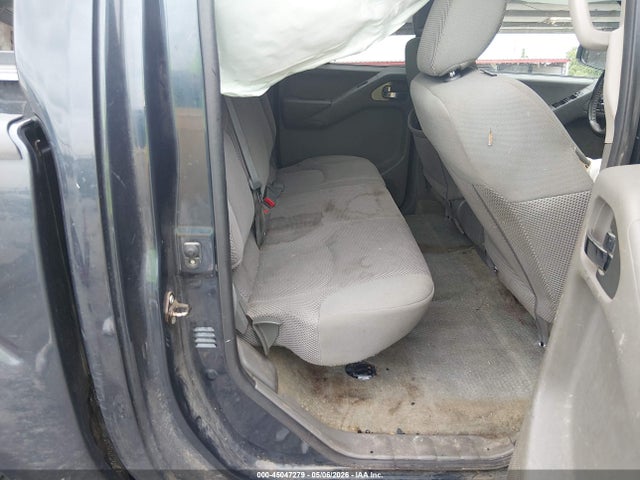 Nissan Frontier Sv
