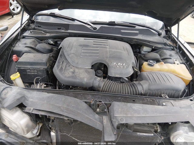 Dodge Challenger Sxt