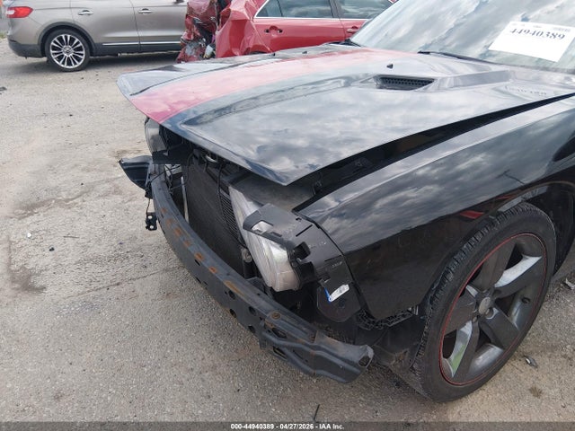 Dodge Challenger Sxt