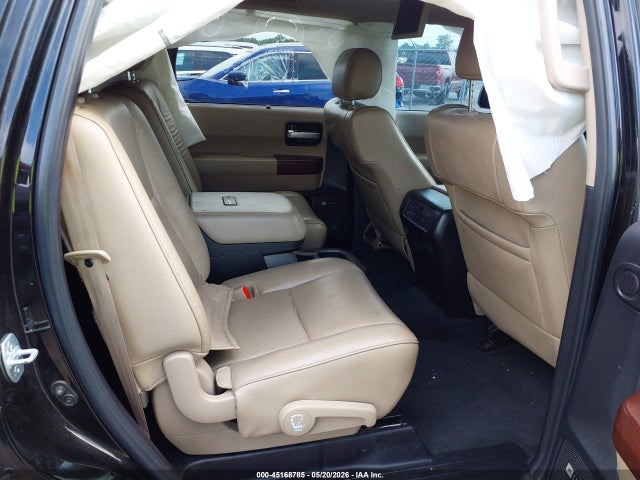 Toyota Sequoia Platinum 5.7l V8