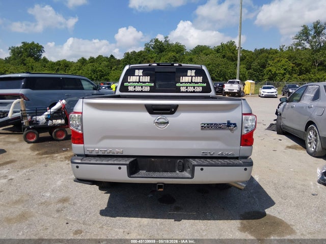 Nissan Titan Sv