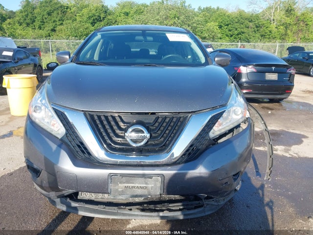 Nissan Murano S