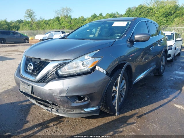 Nissan Murano S