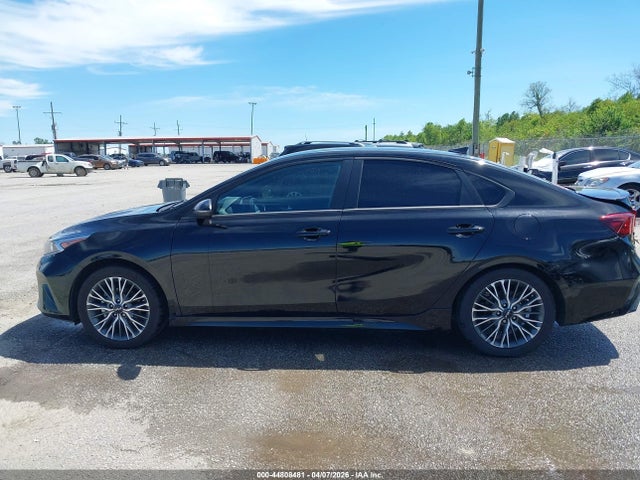 Kia Forte Gt-line