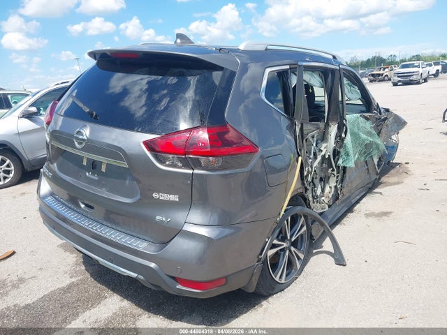 Nissan Rogue Sv