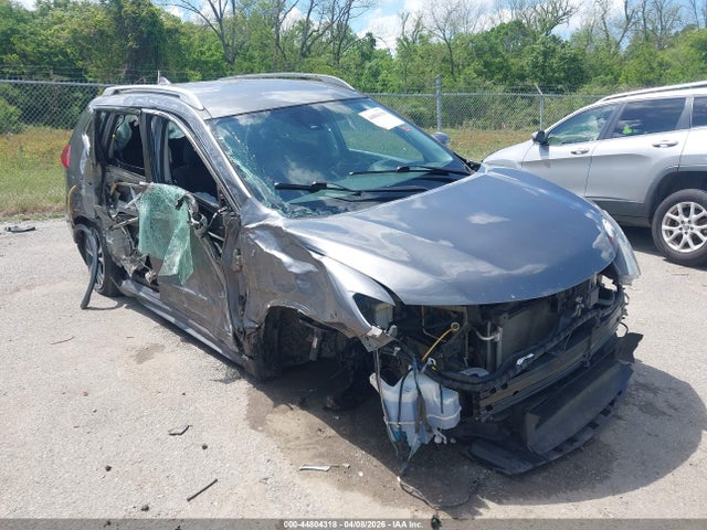 Salvage Nissan Rogue Image