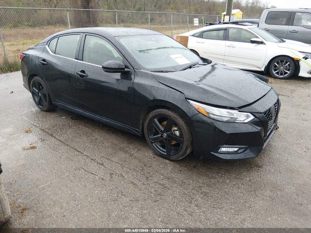 Salvage Nissan Sentra Image