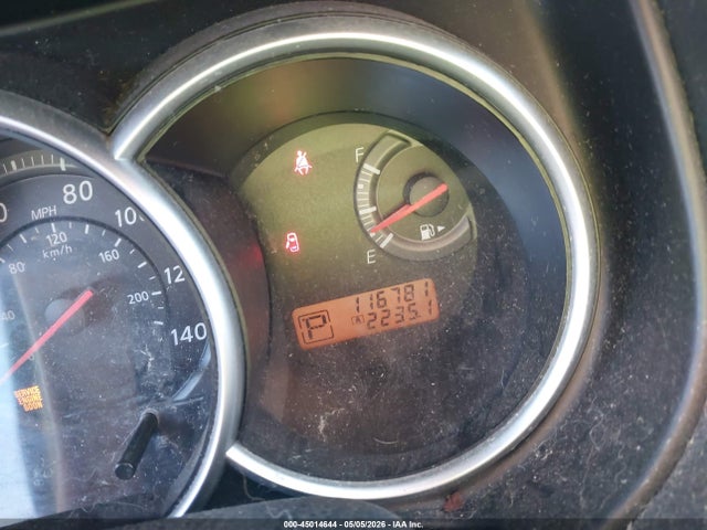 Nissan Versa 1.8 S