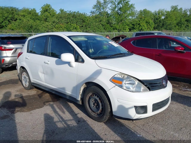 Salvage Nissan Versa Image