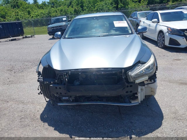 INFINITI Q50 3.0t Luxe