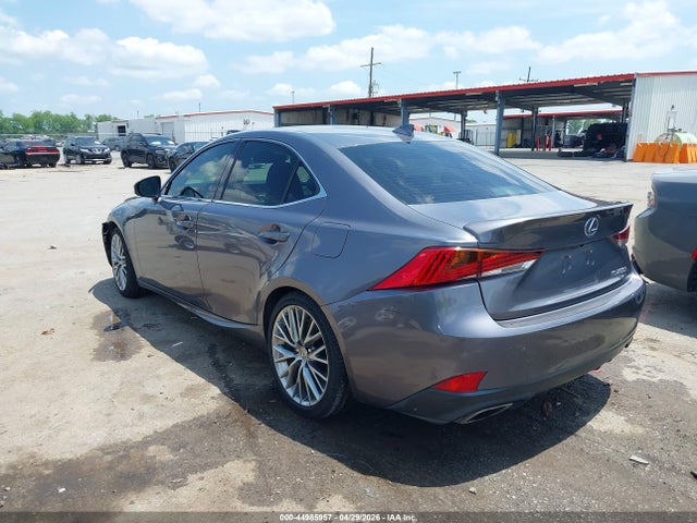 Lexus Is