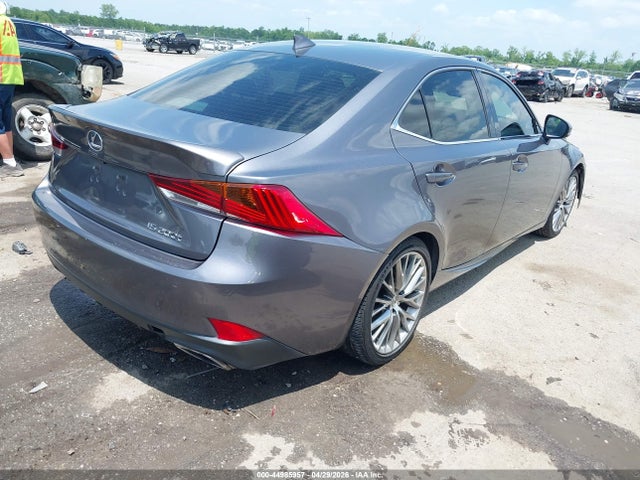 Lexus Is