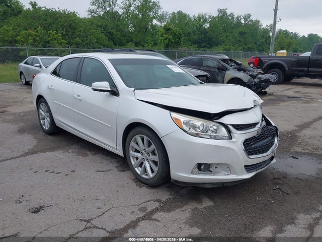 Salvage Chevrolet Malibu Image