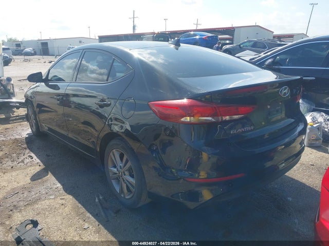 Hyundai ELANTRA Sel