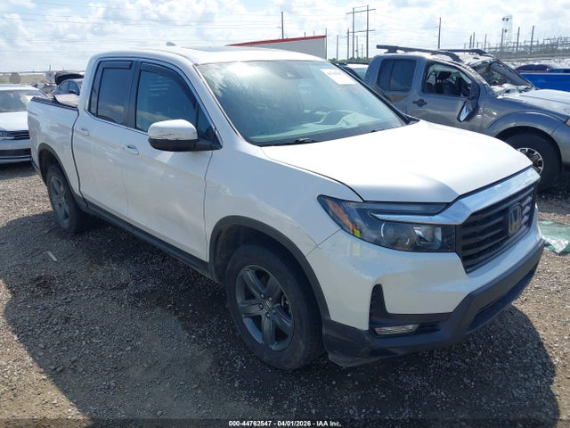 Salvage Honda Ridgeline Image