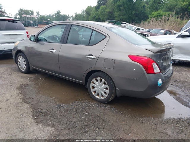 Nissan Versa 1.6 Sv