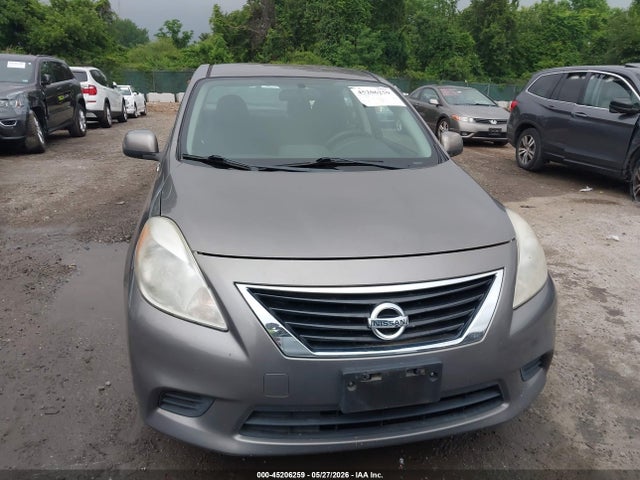 Nissan Versa 1.6 Sv