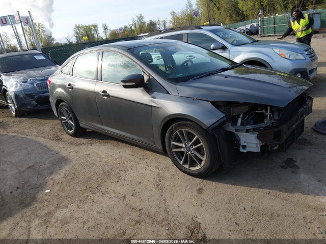 Salvage Ford Focus Image