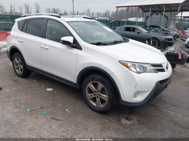 Salvage Toyota RAV4 Image
