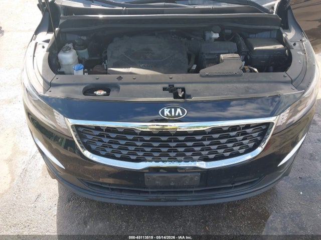 Kia Sedona L