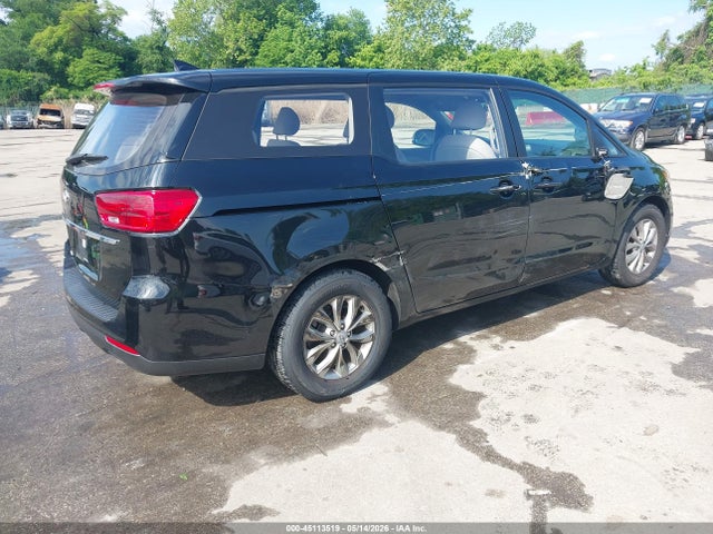 Kia Sedona L