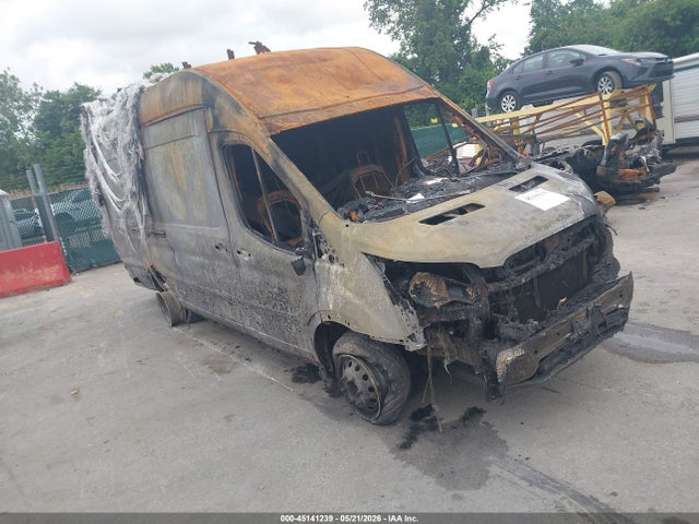 Salvage Ford Transit Image