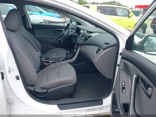 Hyundai ELANTRA Se