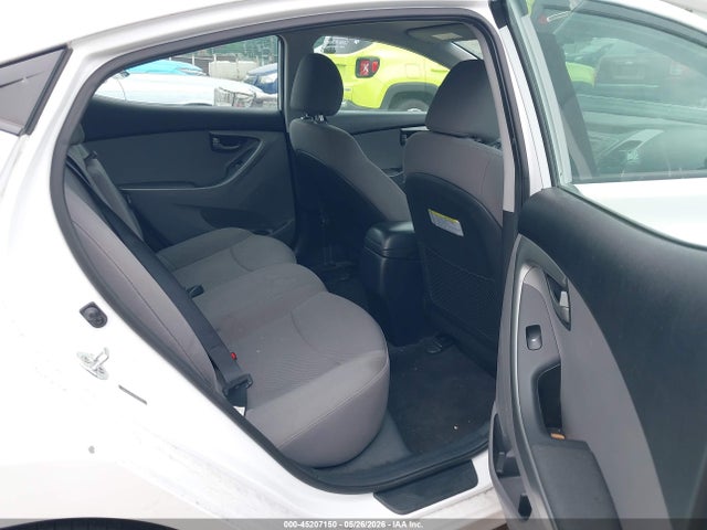 Hyundai ELANTRA Se