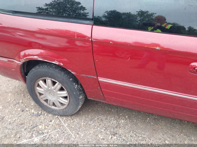 Chrysler Town & Country Limited