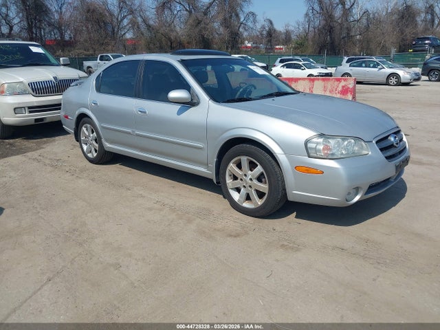 Salvage Nissan Maxima Image
